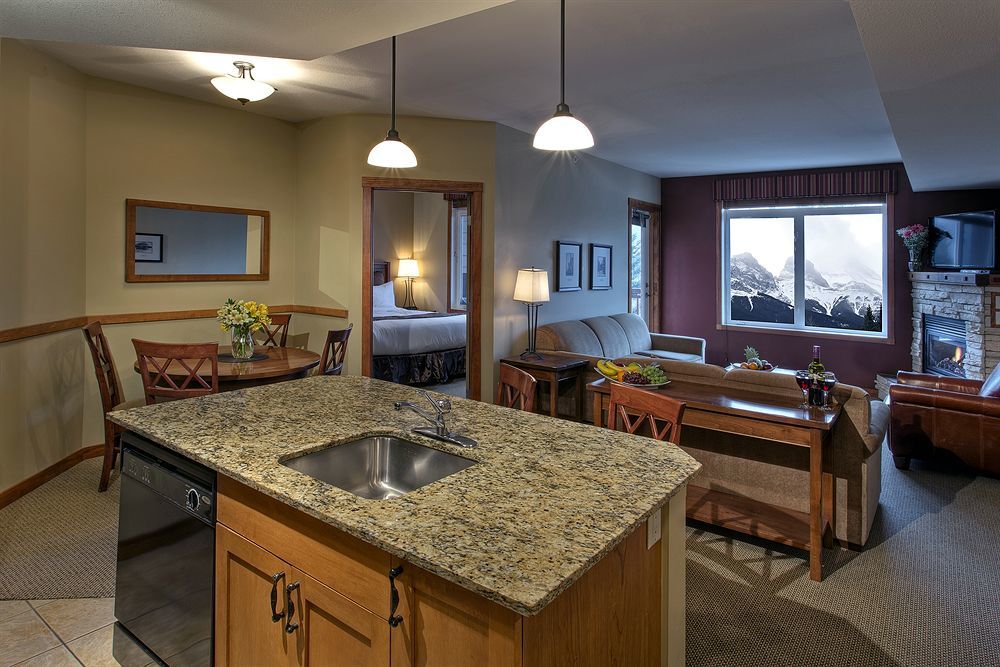 B&B Falcon Crest Lodge 1Br 1Pullout Canmore Extérieur photo